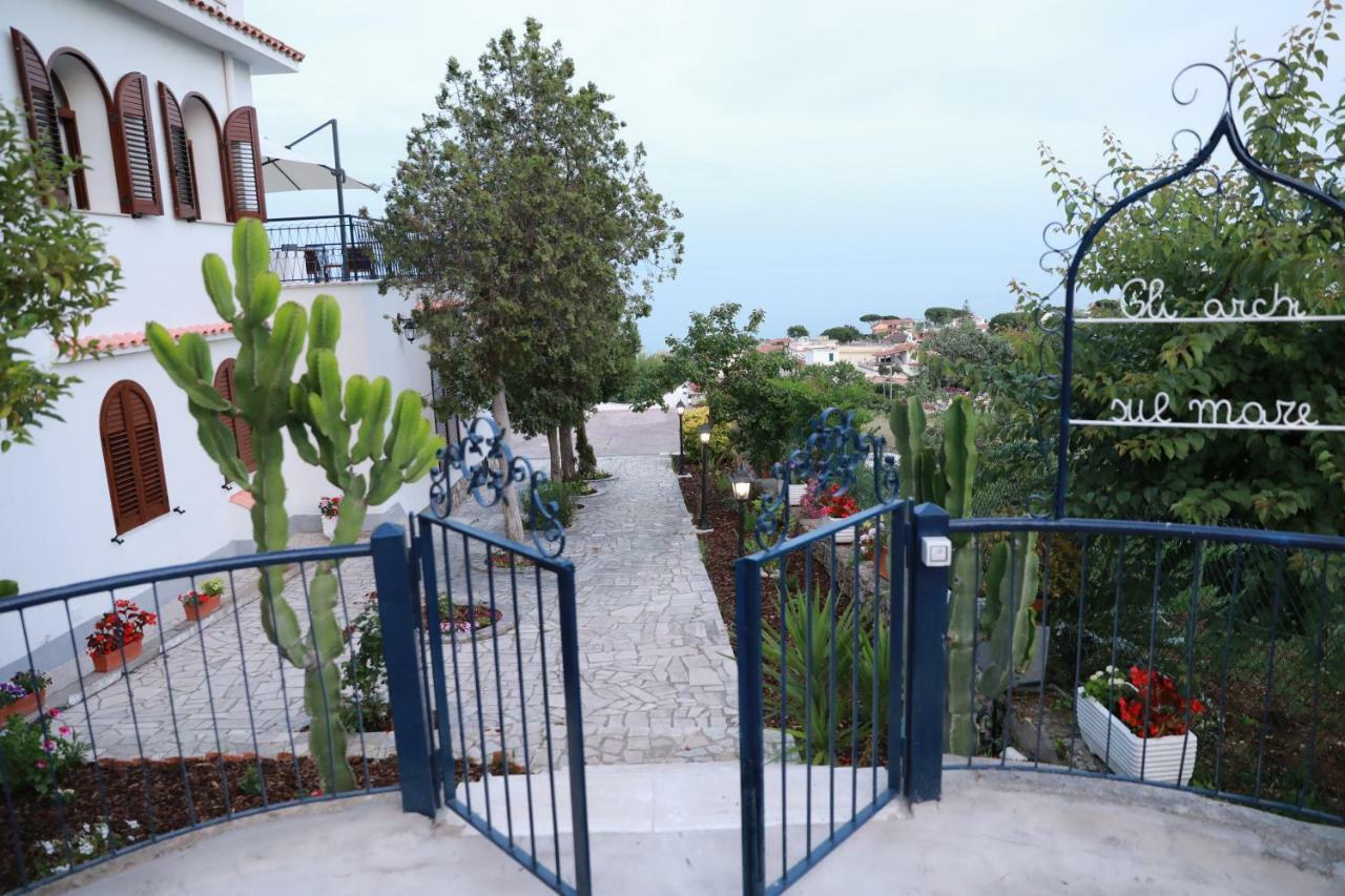 Bed and Breakfast Gli Archi Sul Mare Гаета Екстер'єр фото