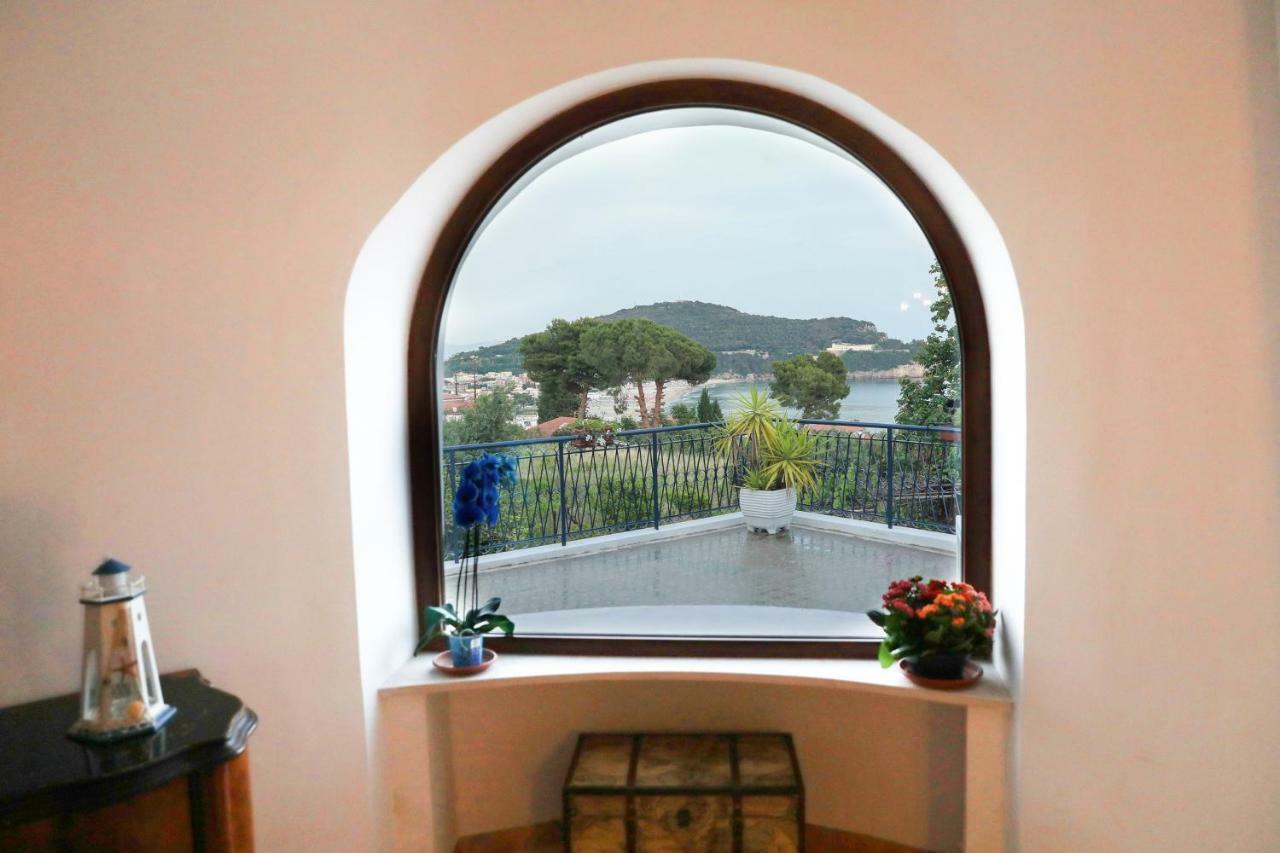 Bed and Breakfast Gli Archi Sul Mare Гаета Екстер'єр фото